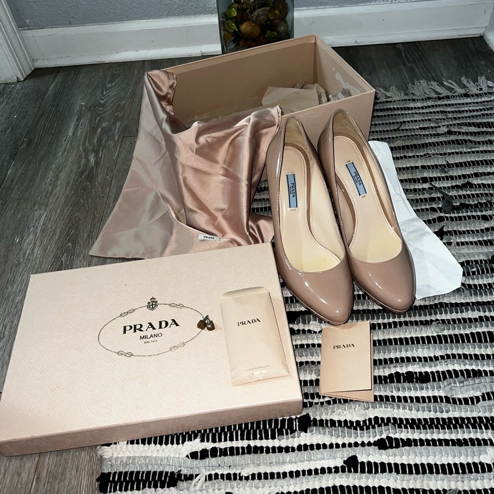 EUC Prada nude heels 9.5